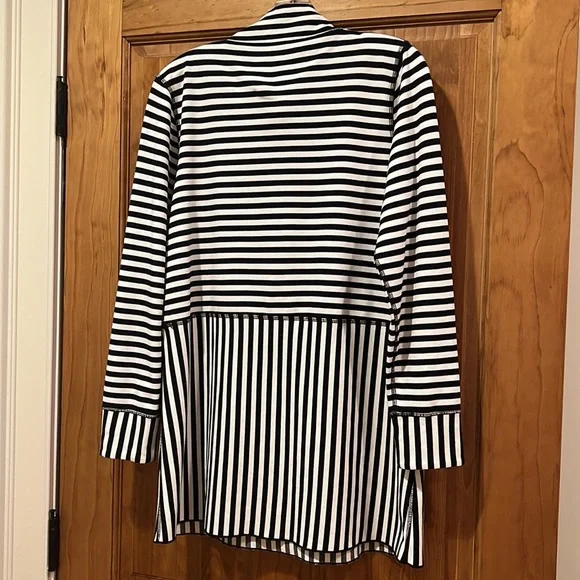 Lynn Ritchie pullover tunic - Picture 4 of 4